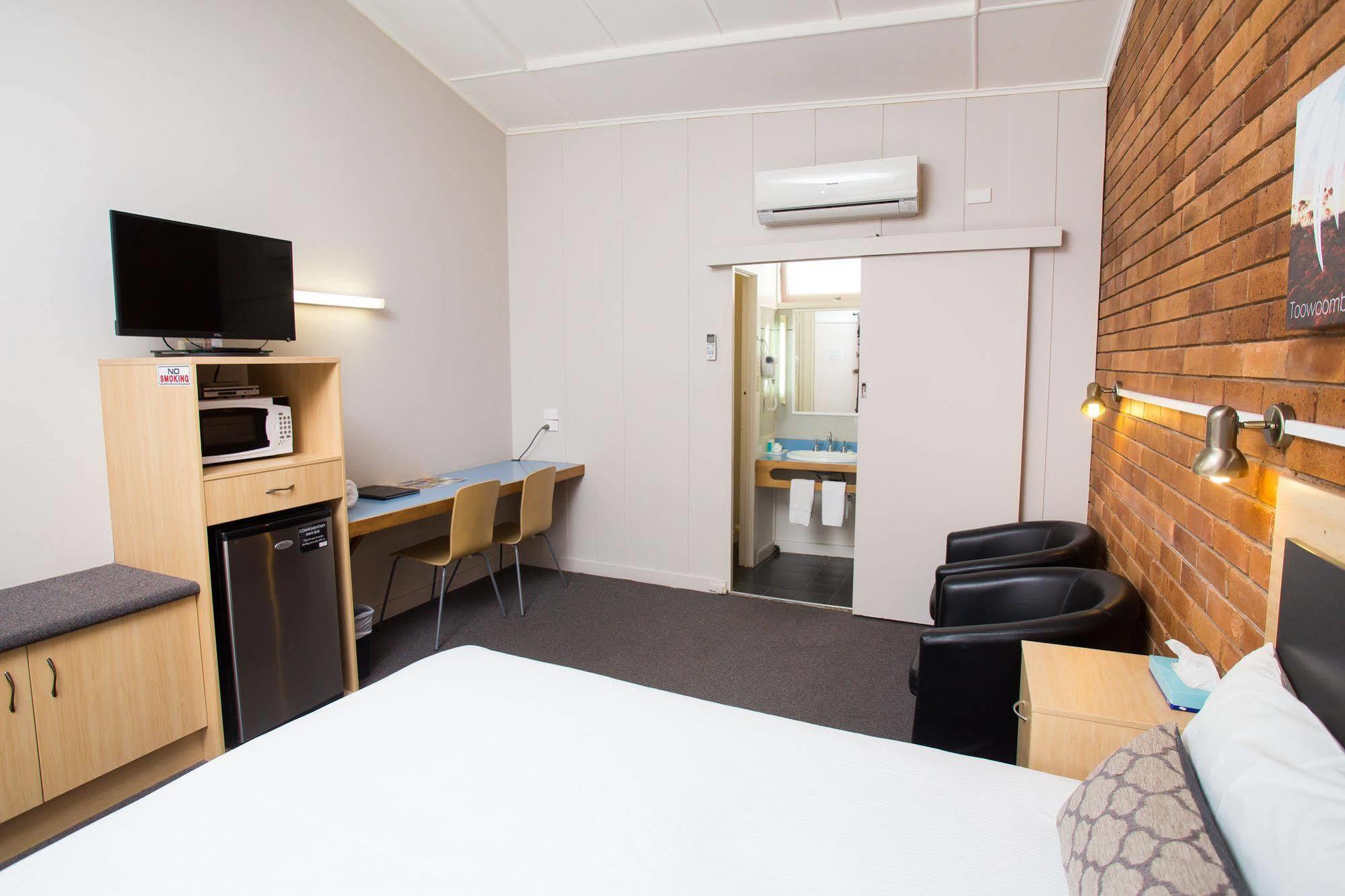 Downs Motel Toowoomba Eksteriør bilde