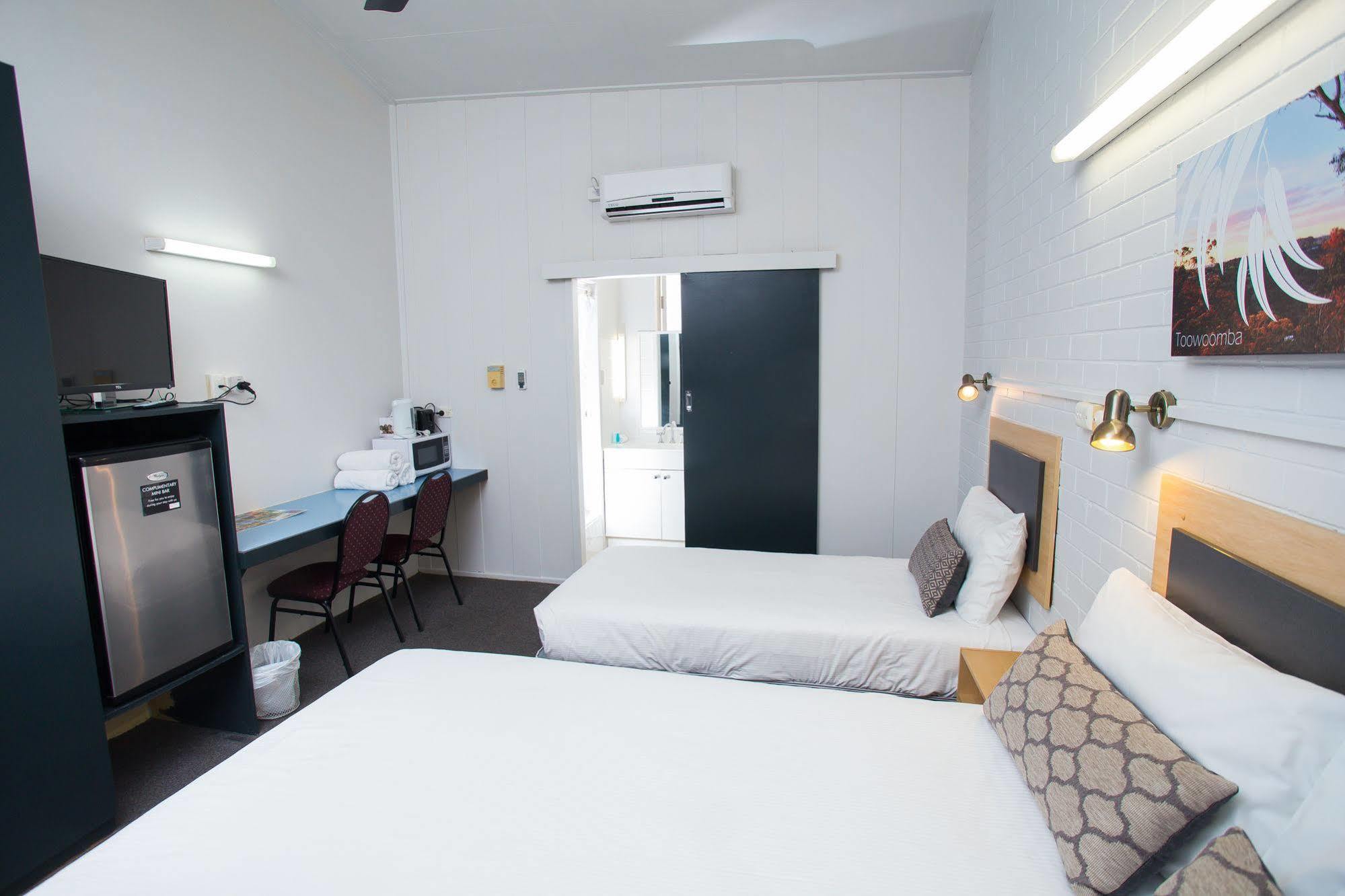Downs Motel Toowoomba Eksteriør bilde